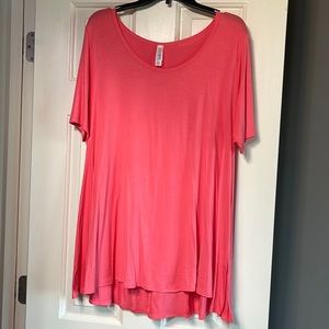 Women’s LulaRoe Perfect T Swing Tunic Size M